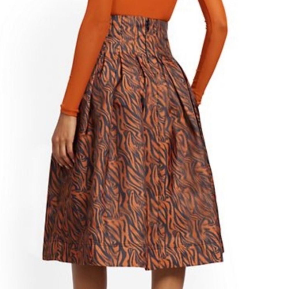 7th Avenue New York & Company Tiger Print Skirt